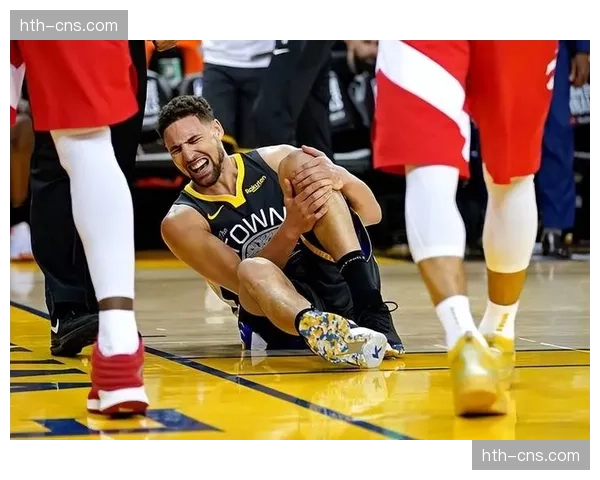 文斯-威廉姆斯左膝十字韧带撕裂赛季报销，爵士伤病名单再添一员