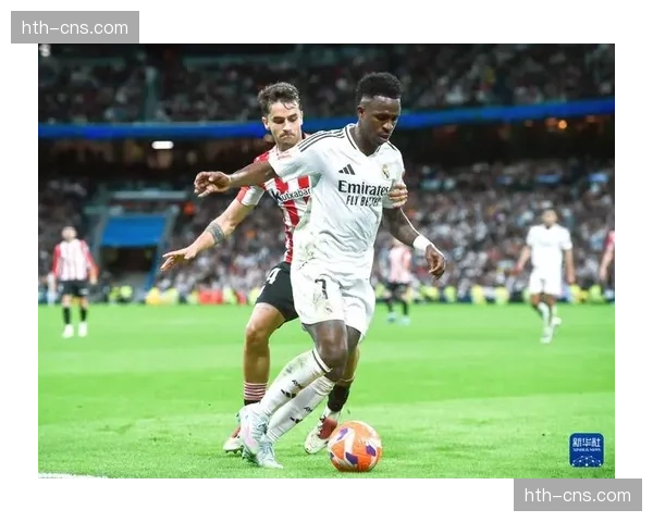 官方:皇马宣布维尼修斯左腿股二头肌轻度损伤,预计缺席三周 官方:皇马宣布维尼修斯左腿股二头肌轻度损伤,预计缺席三周